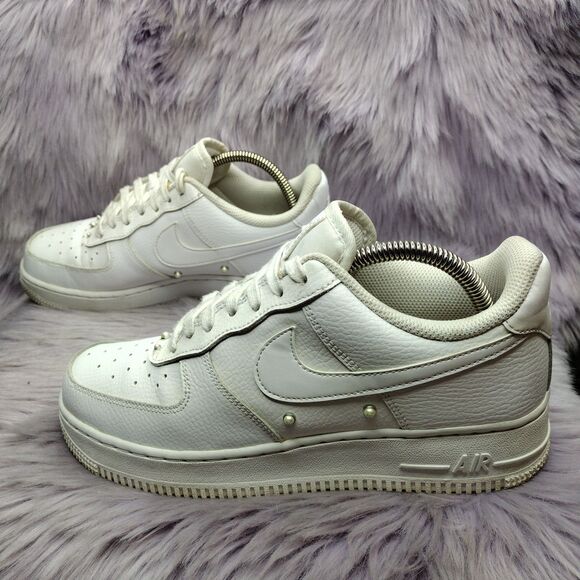 Nike Shoes - Nike Air Force 1 ‘07 SE Pearl  Sneakers Shoes Womens Size 8.5 White DQ0231-100